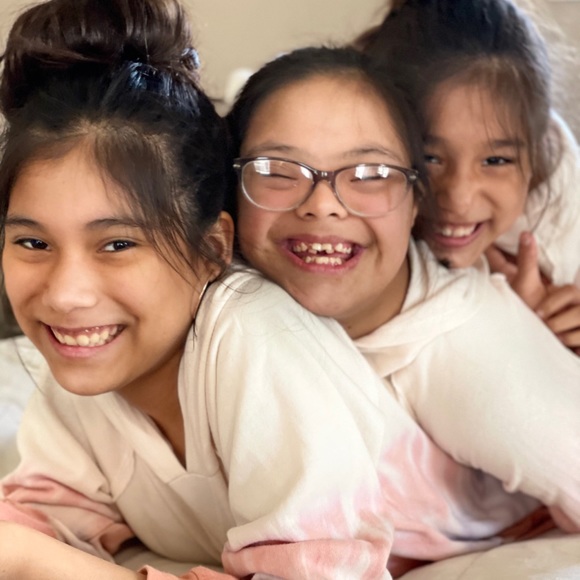 Meet your Posher, Holly - Picture 1 of 1